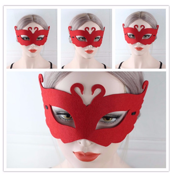 Holiday Fanny Mask