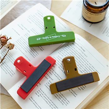 Magnetic Plastic Clip