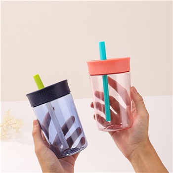 15Oz Plastic Water Bottle With Straw